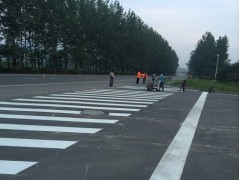 山西長治停車場劃線|長治道路劃線|長治熱熔劃線|長治冷噴標線