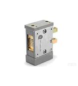 BrightLock? Stacked Array含內刻蝕光柵的陣列半導體激光器